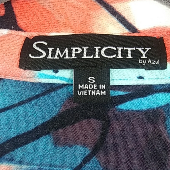 Simplicity work of Art Top - Picture 2 of 6